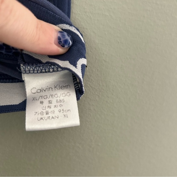 Calvin Klein Navy Blue Bralette XL | Logo Band | Comfortable Everyday Wear - Picture 3 of 4